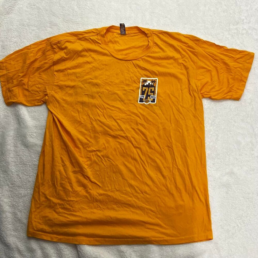 Nba Men's Orange and Yellow T-shirt